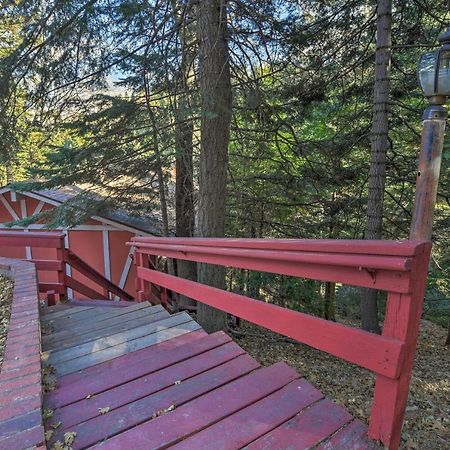 Lake Arrowhead Cabin With Deck And Stunning Mtn Views! San Bernardino Luaran gambar